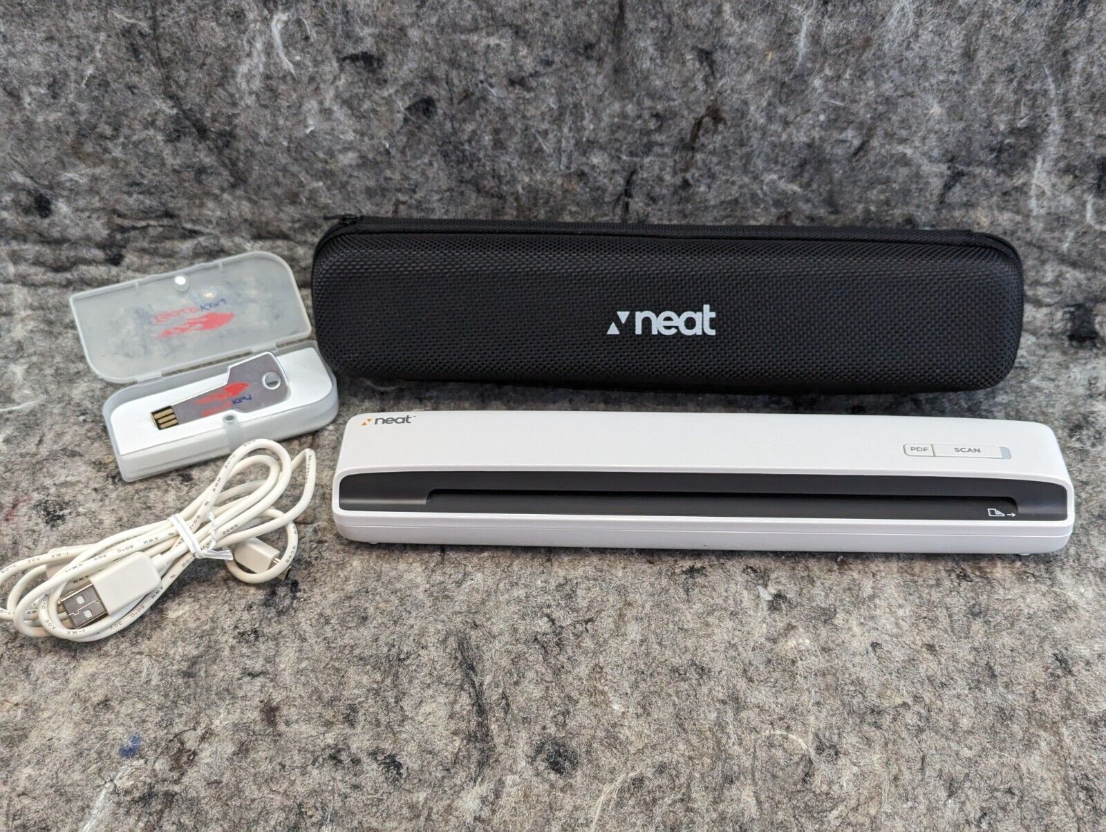 Neat Receipts NM-1000 Mobile Scanner & Digital Filing System for Mac & PC (1E)