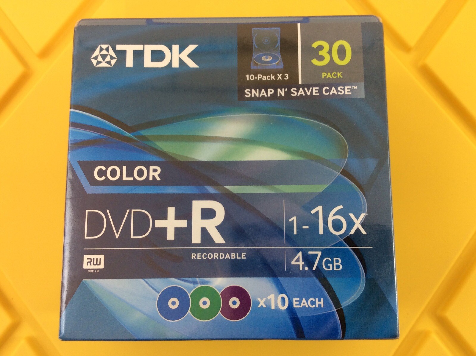 TDK DVD+R 4.7gb 16x - 30 Pack - Plastic Snap N' Save DVD Case - NEW In Box