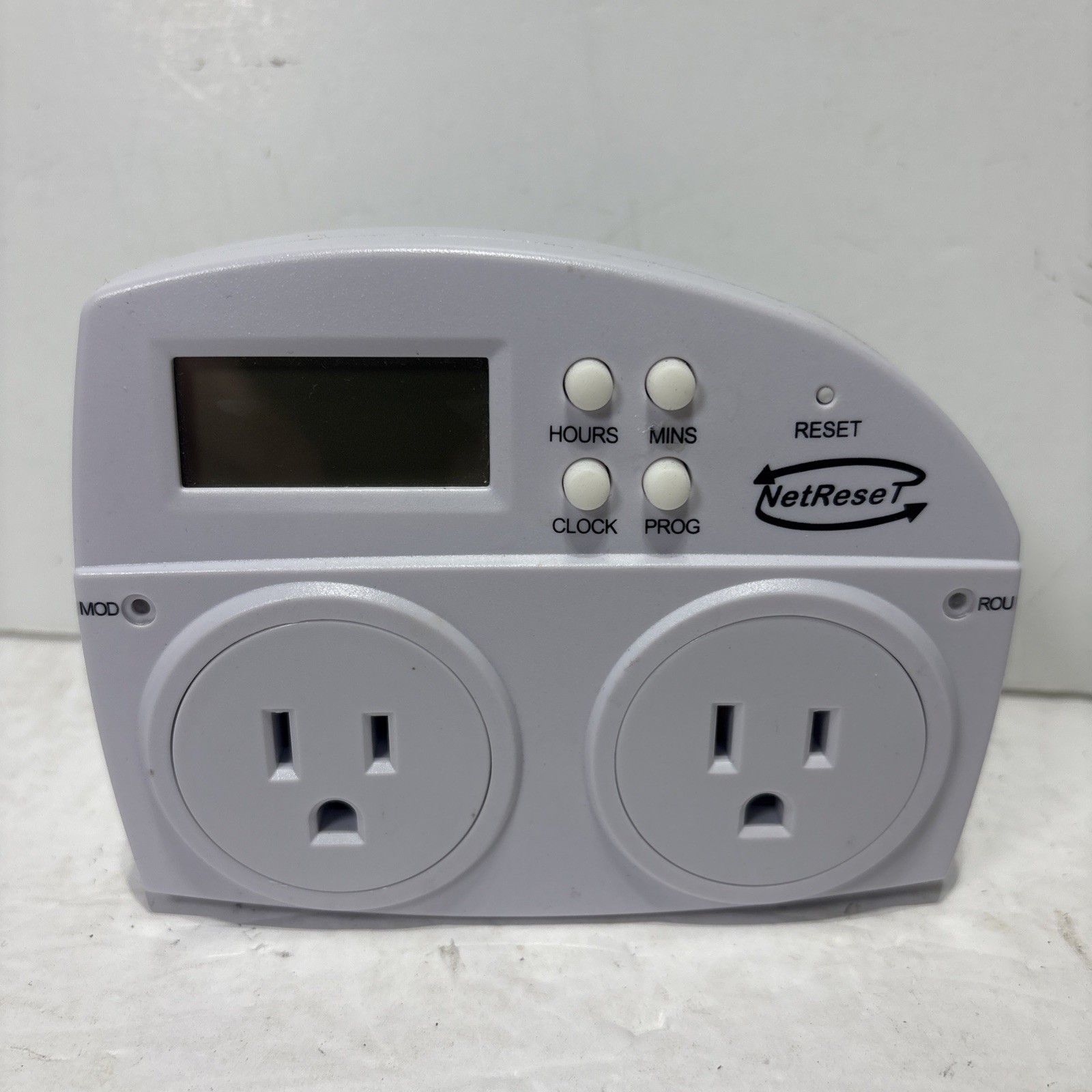 Netreset NR1000US Automated Power Cycler for Modems and Routers