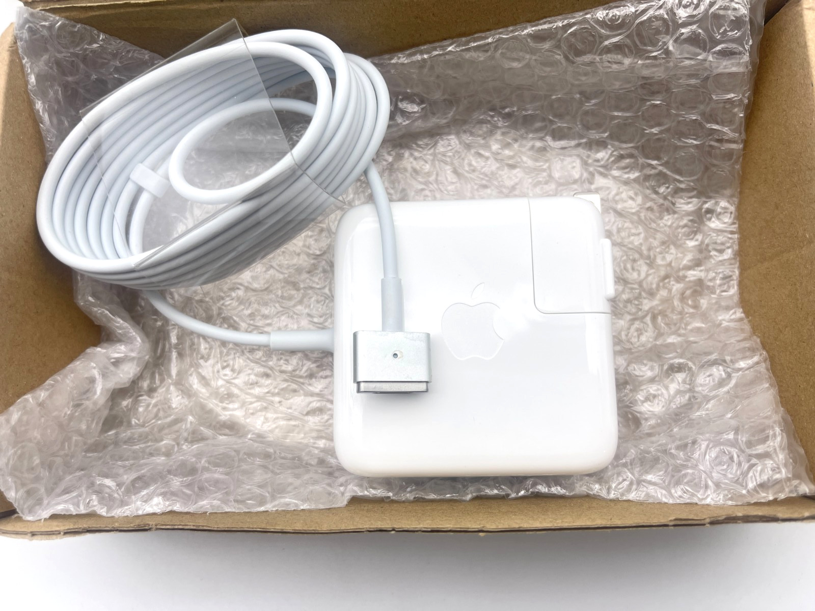 NEW OEM 45W 14.85V Charger For Apple MacBook Air 11 13 Early 2012 2013 2014 2015