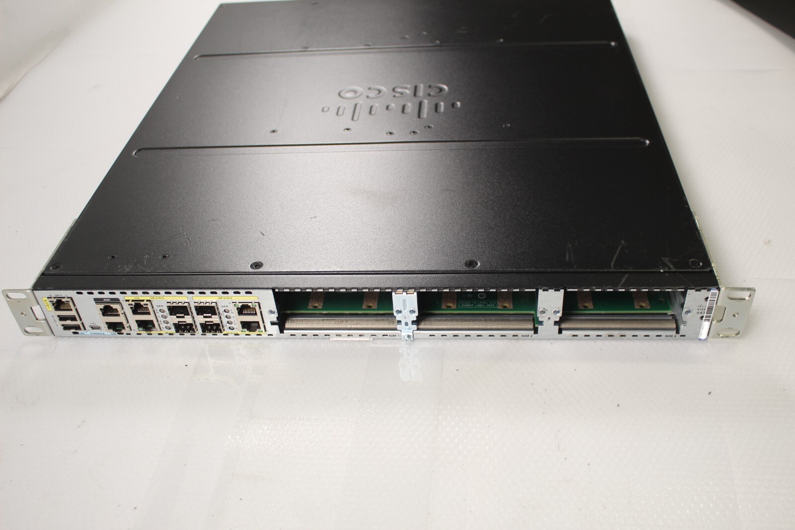 CISCO ISR4431/K9 V04 - ISR4431 Integrated Services Router w/ 2* PSU, ears Tested