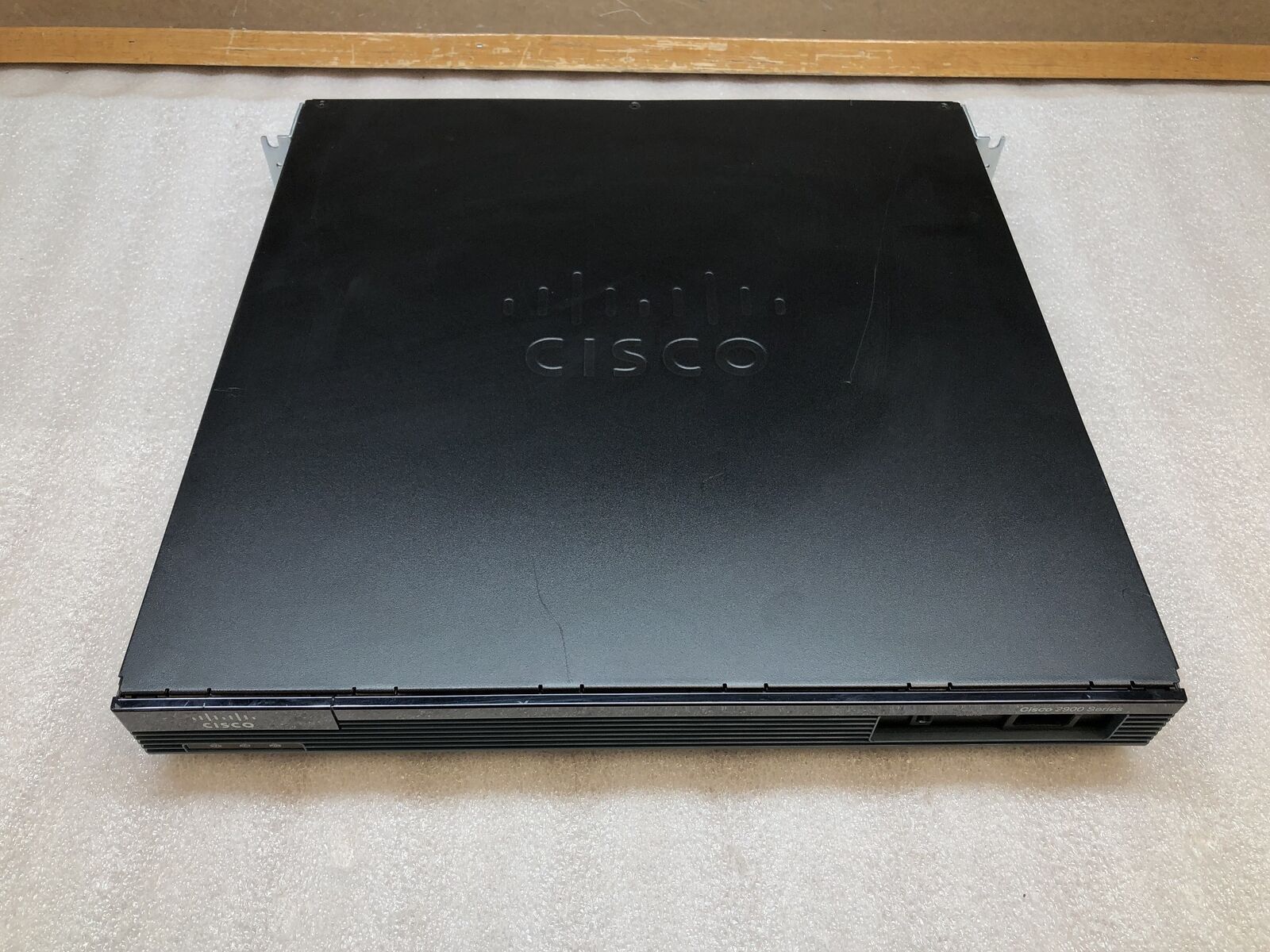 Cisco Model 2901 CISCO2901/K9 V06 Integrated Service Ethernet Router
