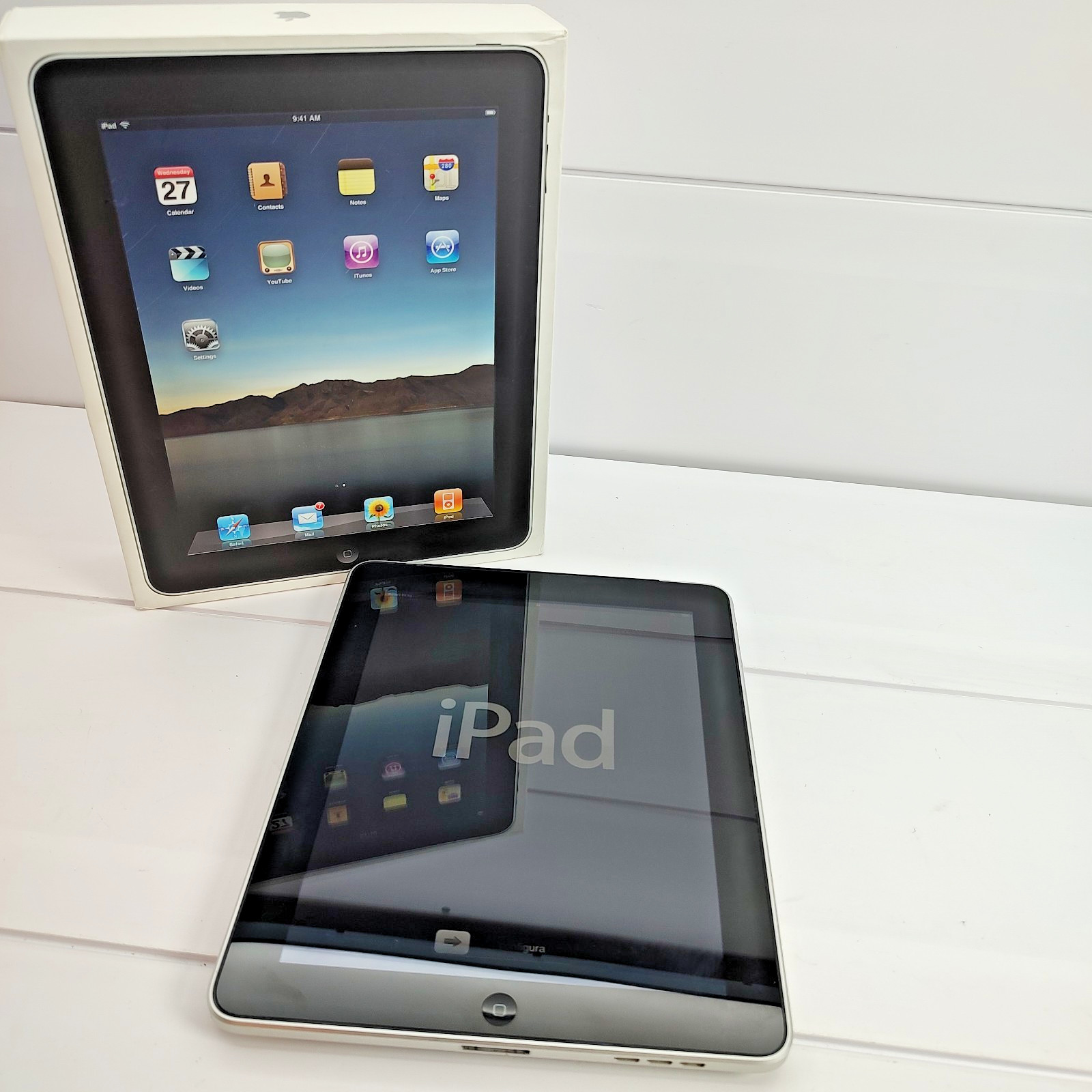 Apple iPad 1st Generation A1337 64GB Wi-Fi 3G Tested Works