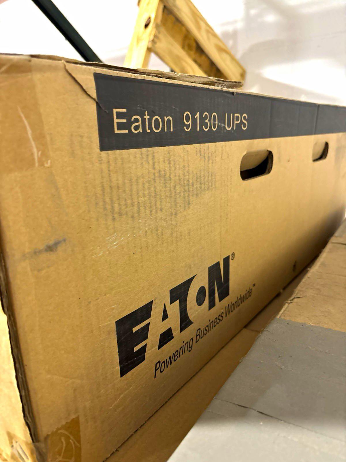 New EATON PW9130L3000R-XL2U 9130 UnInter Power Supply 2U, 3000VA/2700W