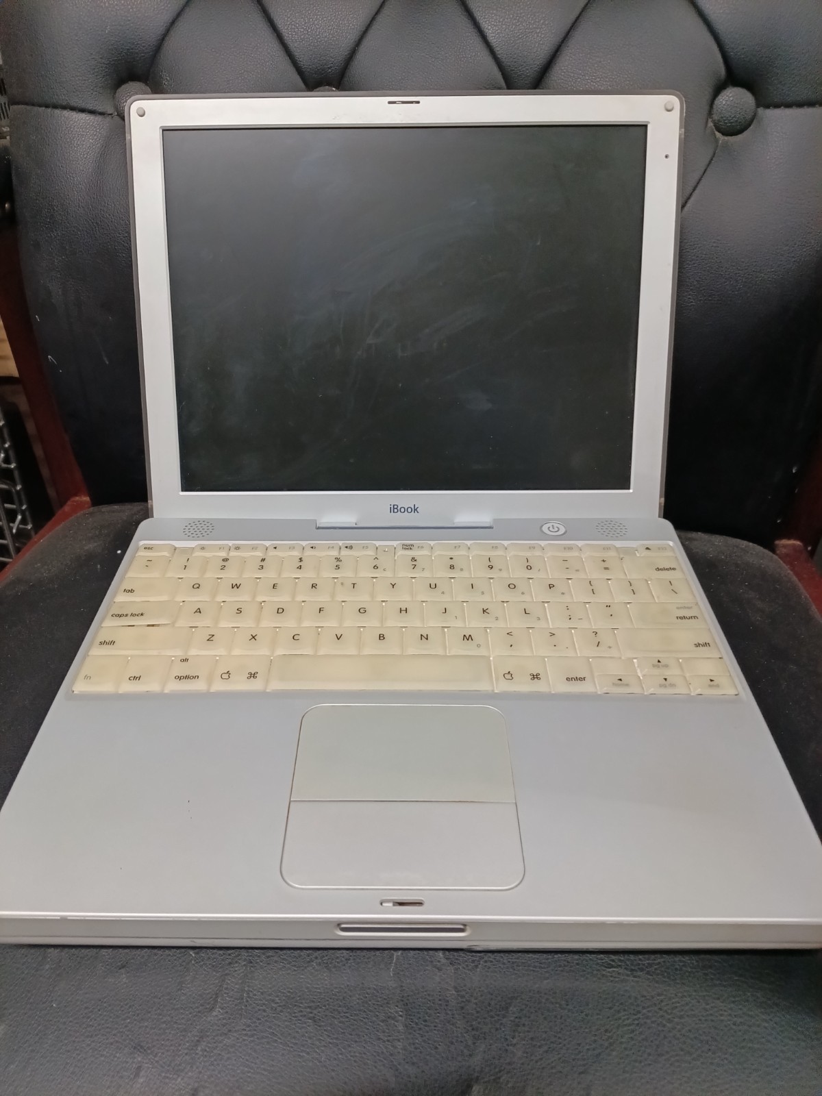 Vintage Apple iBook Powermac G3 Snow 12" 600MHz 192MB A1005 Laptop
