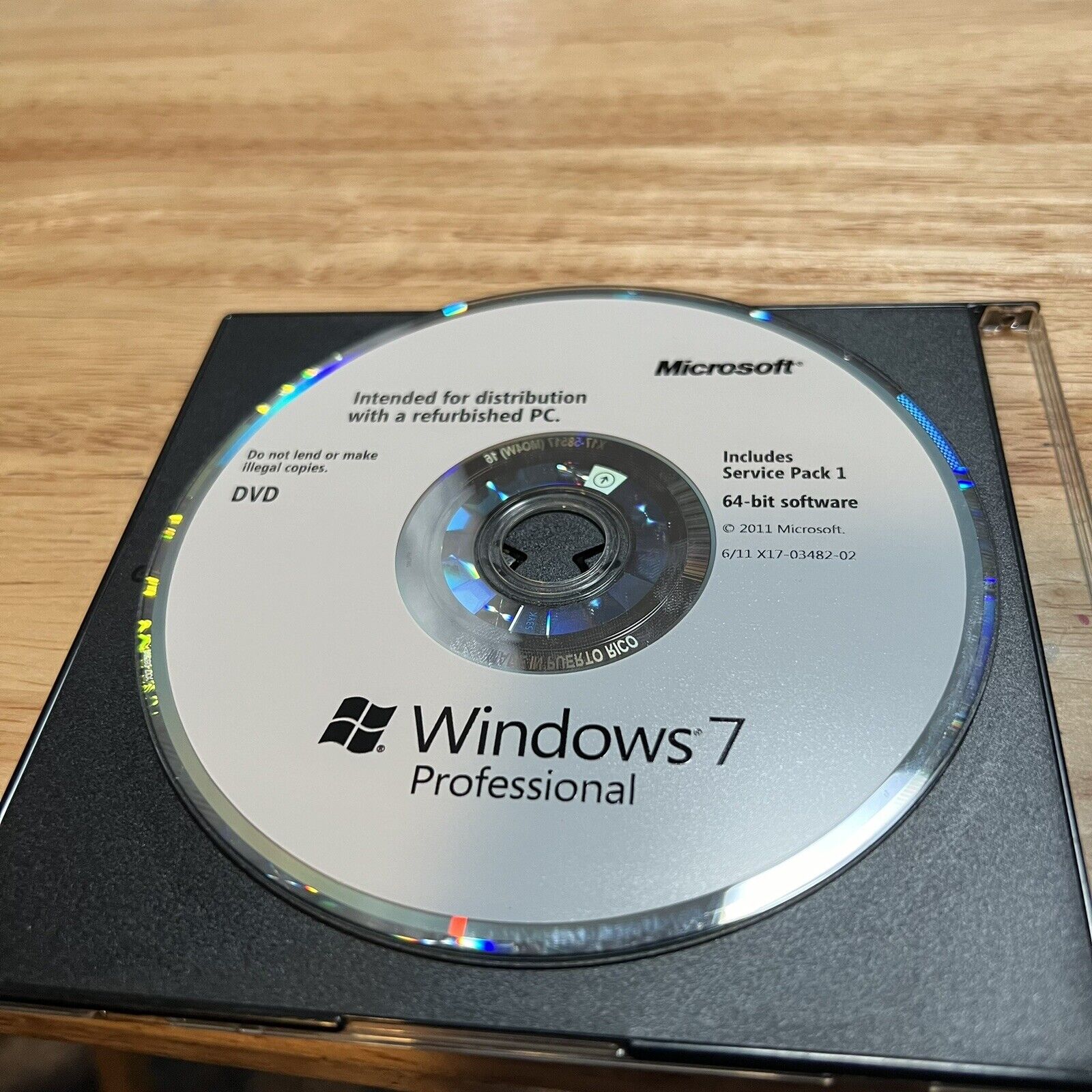 Microsoft Windows 7 Professional 64 Bit DVD Key Included