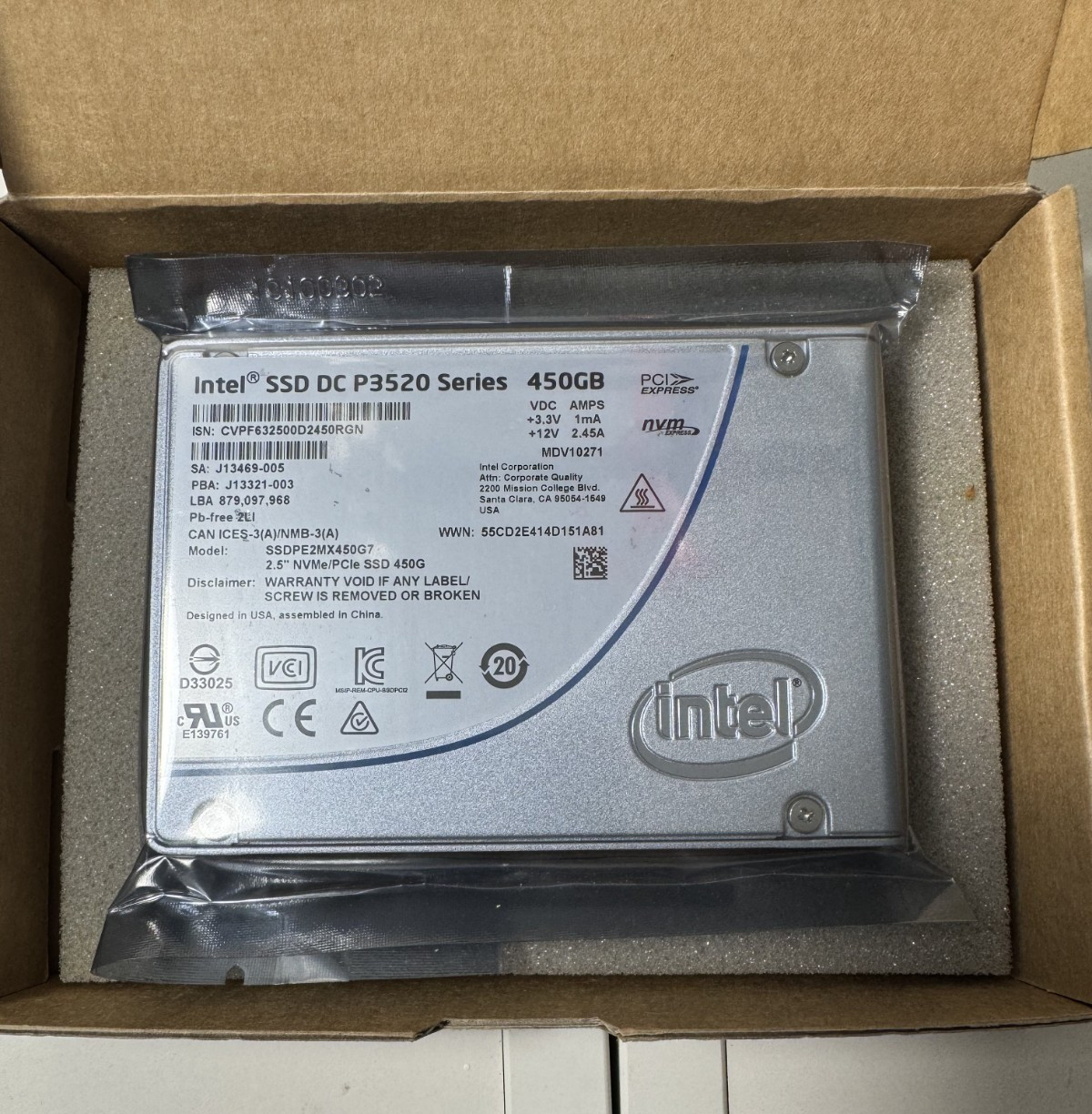 Intel SSD DC P3520 Series 450GB 2.5" NVMe/PCIe