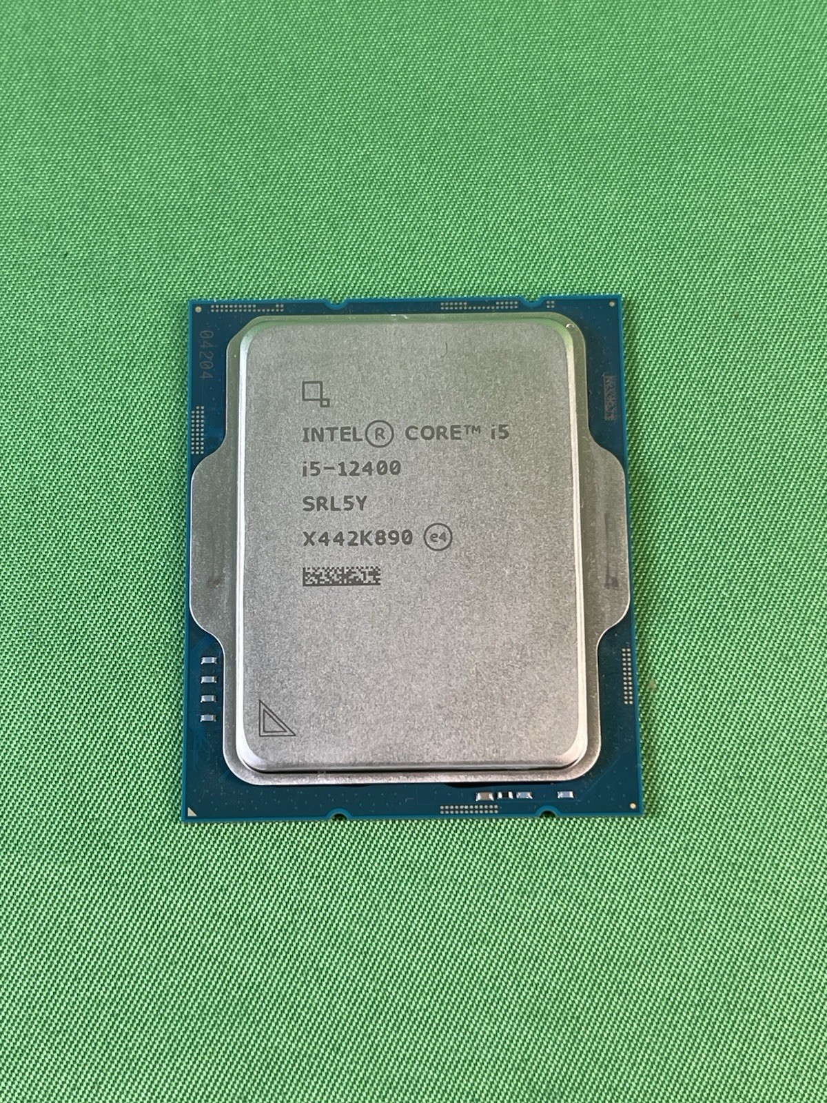 Intel Core i5-12400 2.50GHz 6-Core 18MB LGA1700 Desktop CPU Processor (SRL5Y)