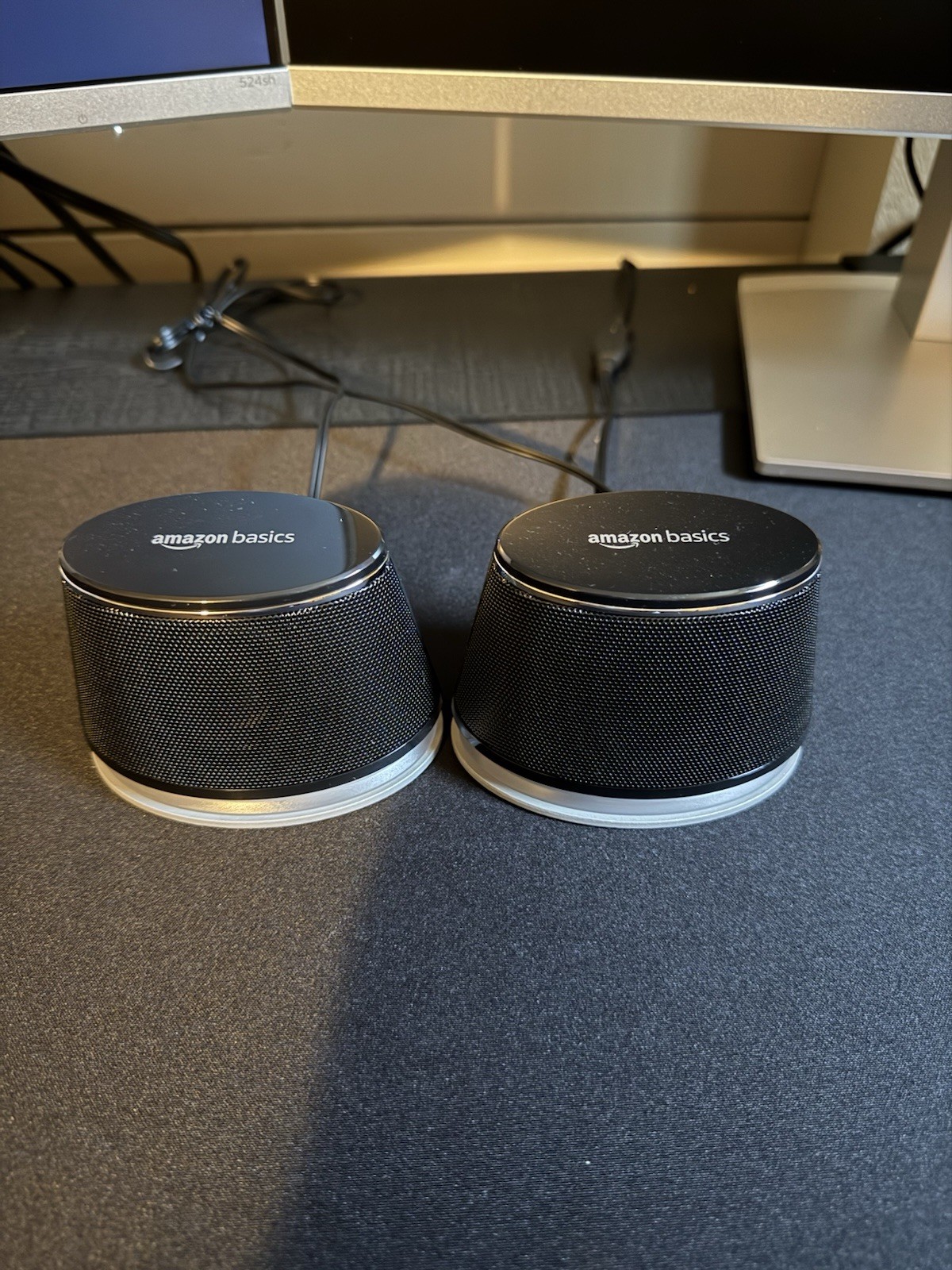 Amazon Basics Stereo 2.0 Speakers