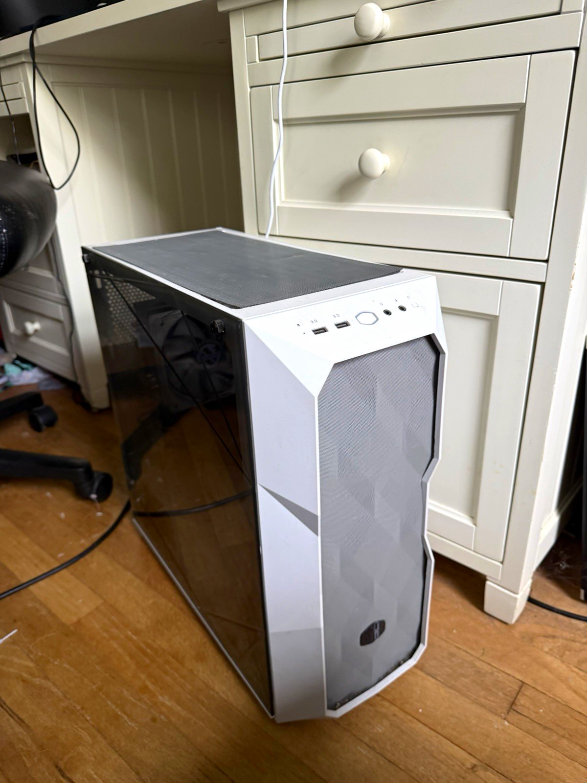 Custom Built PC — Working, for Parts 32GB DDR4 Ram, GTX 1660ti, Ryzen5 2600x