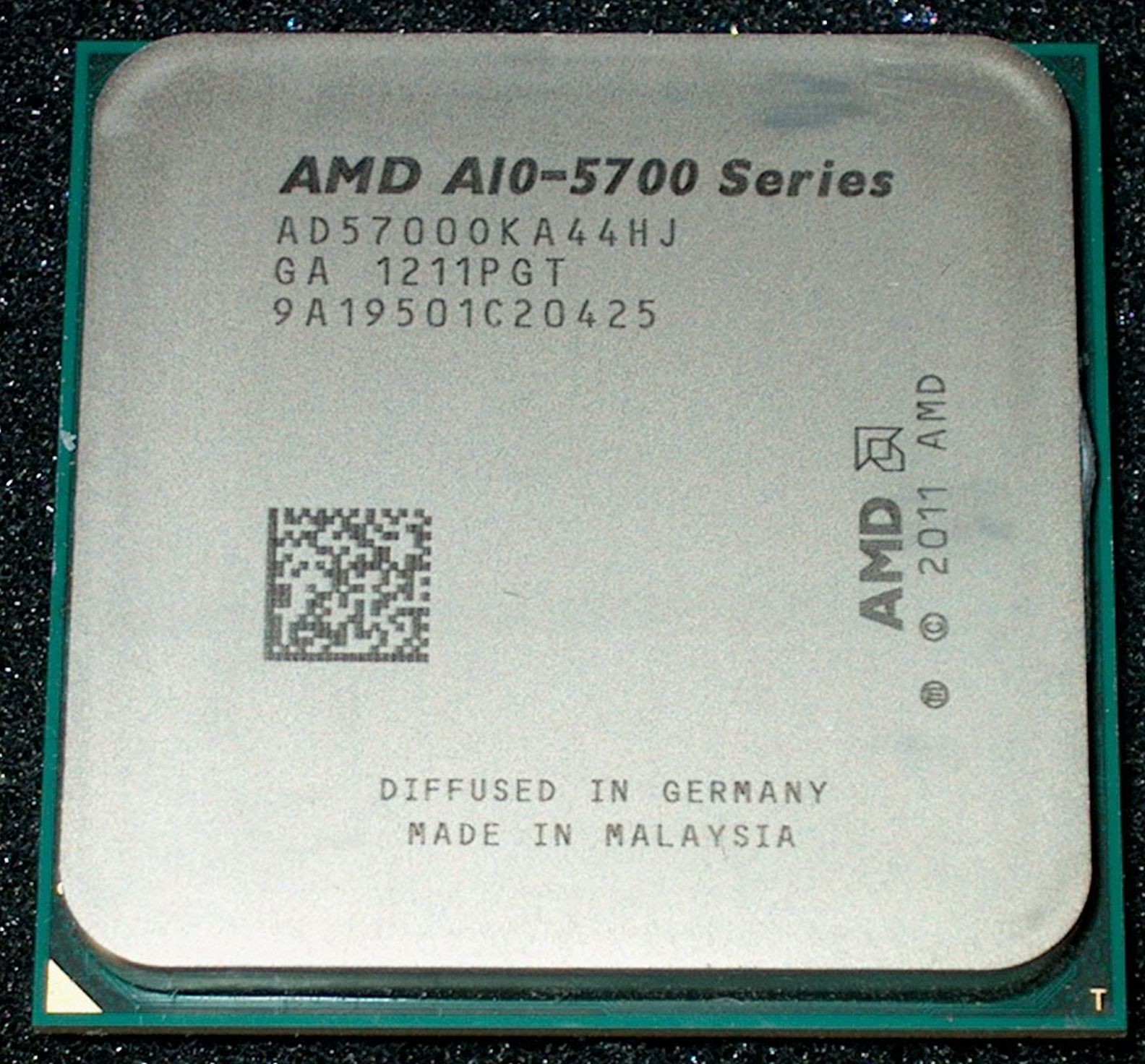 AMD 3.4 GHZ MODEL A10-5700 QUAD CORE PROCESSOR, AD5700OKA44HJ, FM2,  US SELLER