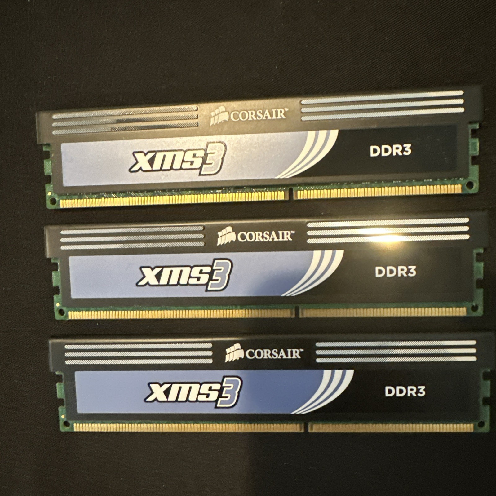 Corsair Dominator 6 GB PC3-10666 1333MHz 240-pin Triple Channel Core i7 DDR3
