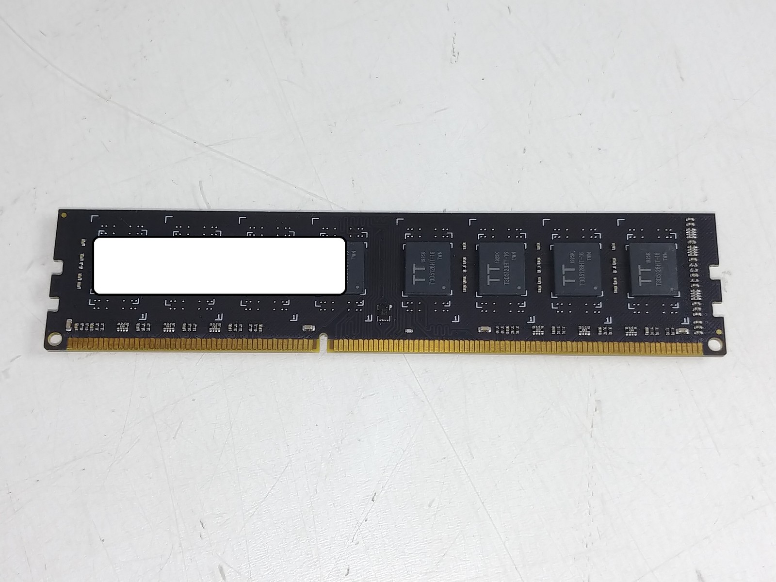 Mixed Brand 8 GB PC3L-12800 (DDR3-1600) 2Rx8 DDR3L Desktop Memory