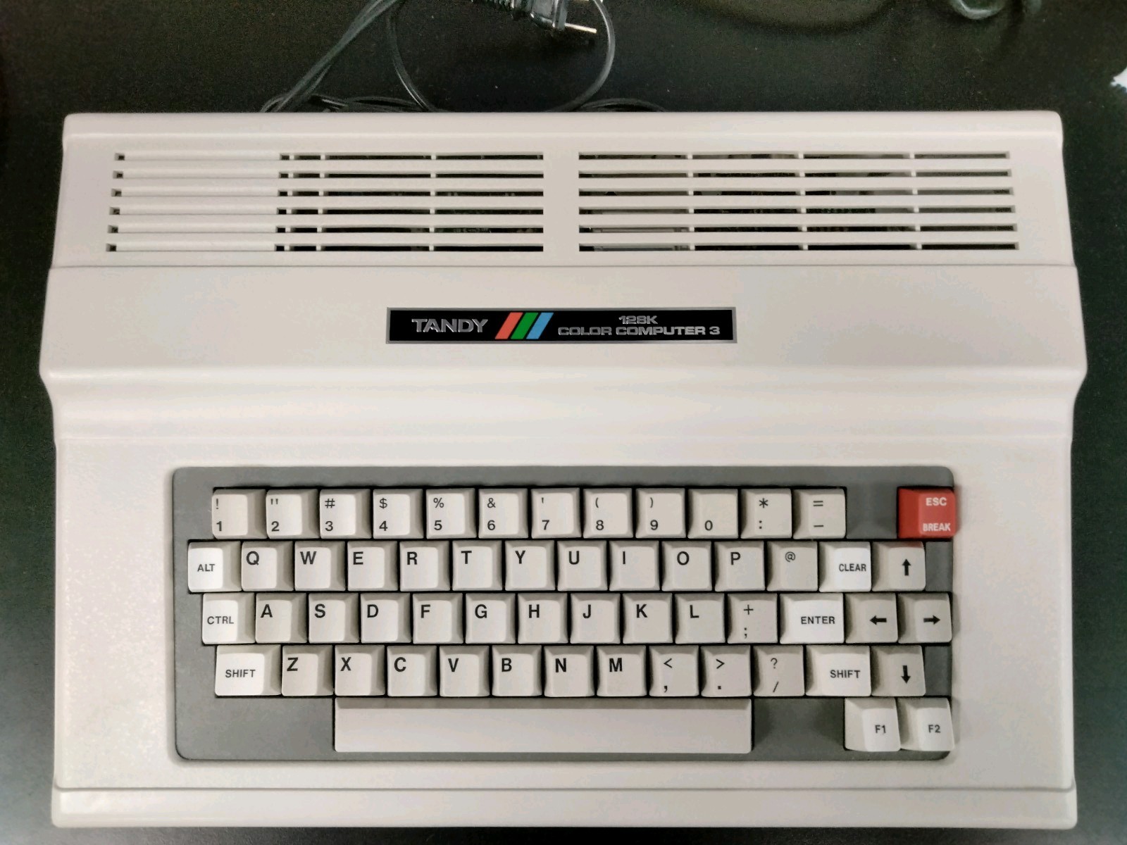 Tandy 128K Color Computer 3 Tested & Working -No MONITOR