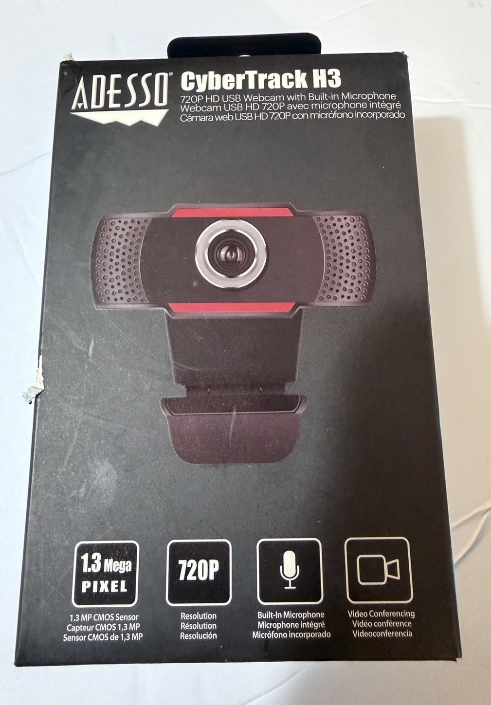 Adesso CyberTrack H3 720p High Definition USB Webcam