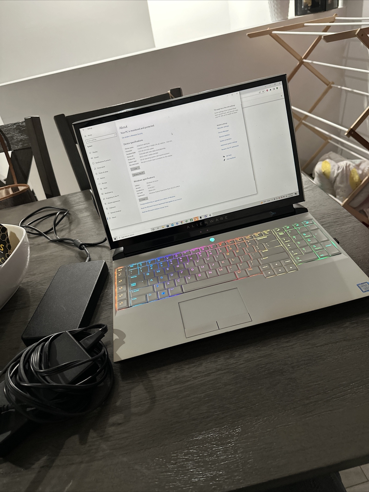 Alienware Area 51m R1 Core i7-9700K 3.6GHz RTX 2070