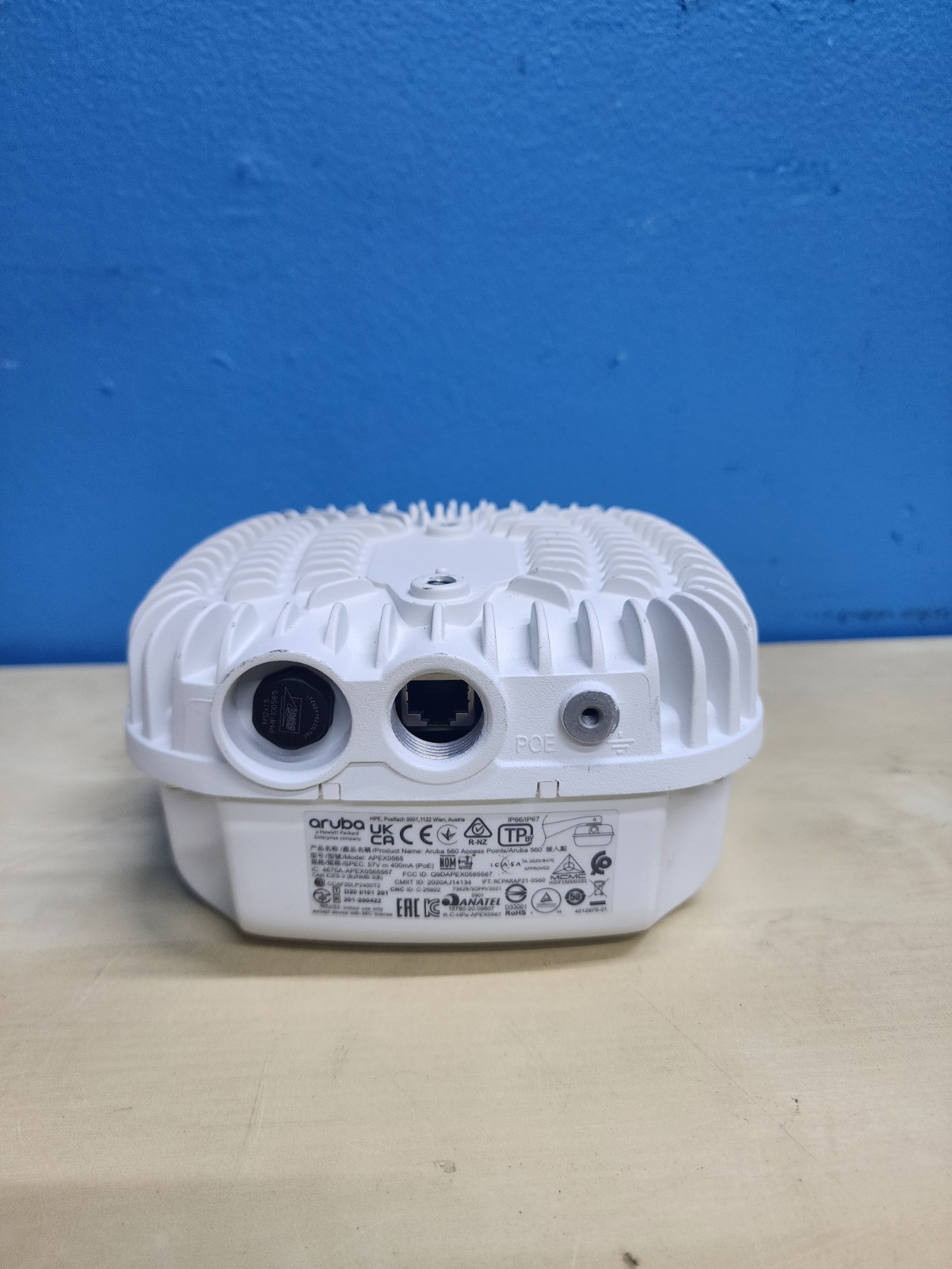 HPE Aruba 560-Series APEX0565 Outdoor Wi-Fi 6 Wireless Access Point AP-565