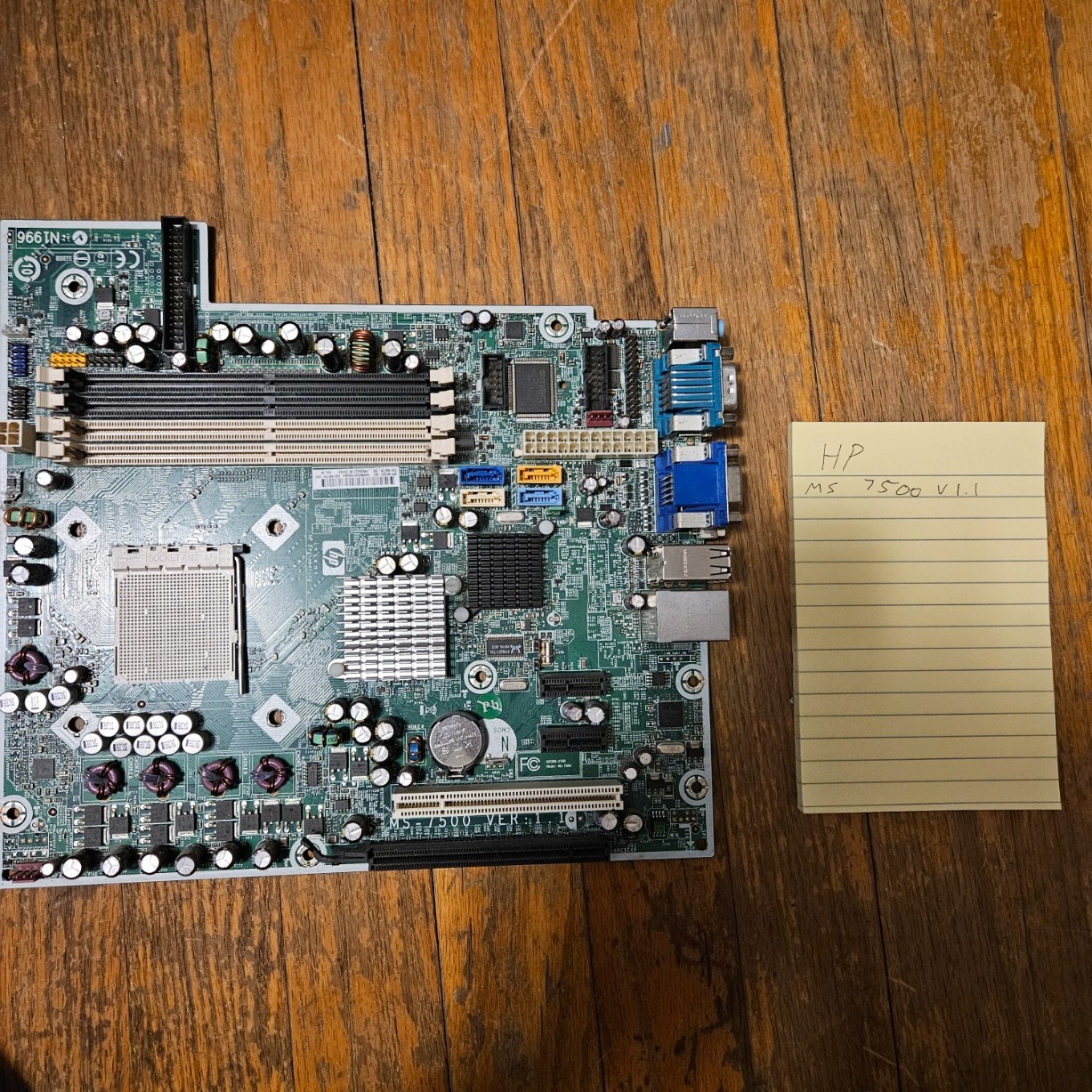 HP MS-7500 Ver: 1.1 Motherboard T22669