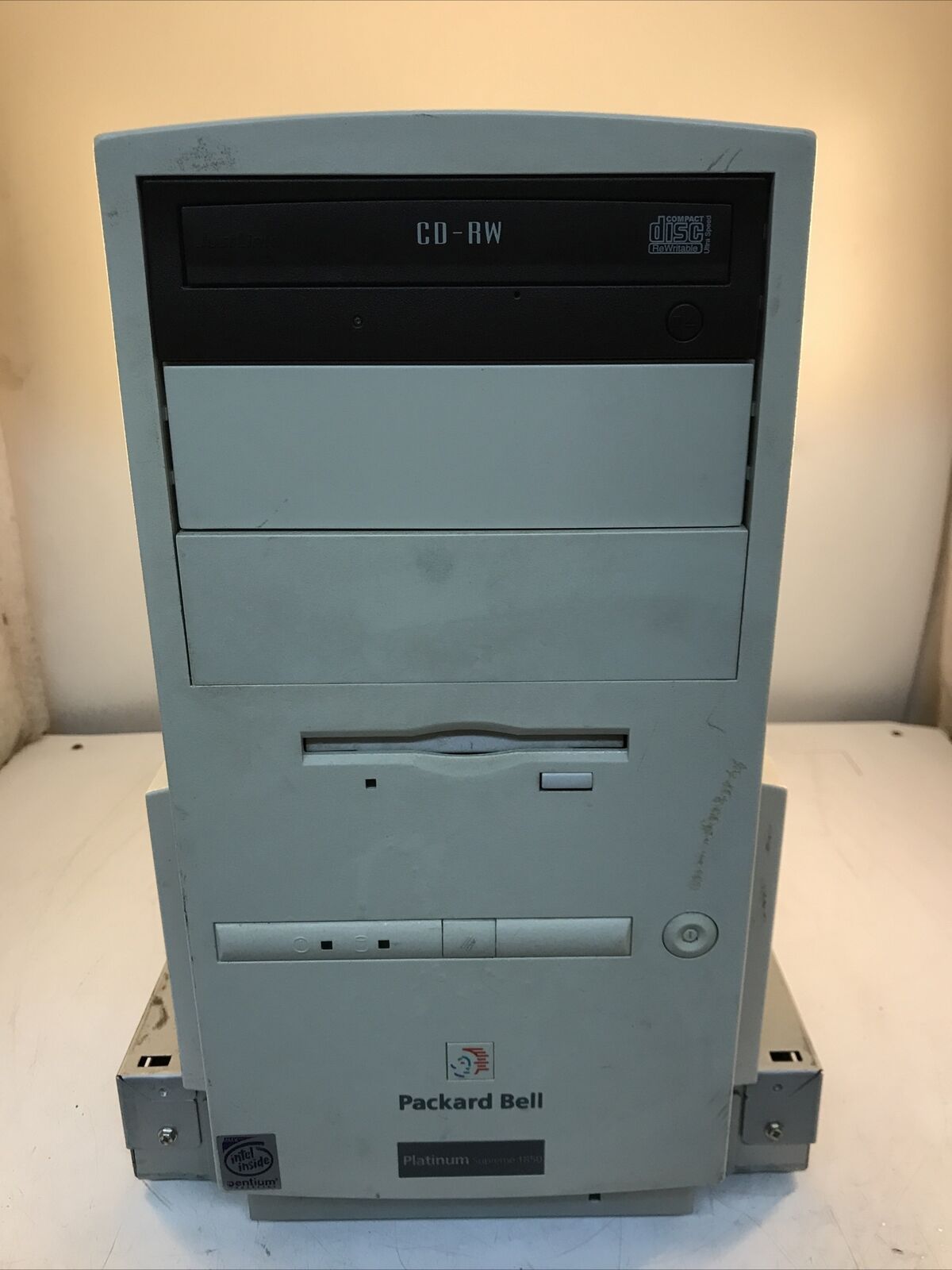 Packard Bell 1540 Supreme, Pentium 133mhz 130MB, A950-TWR, NO HDD Boot to BIOS