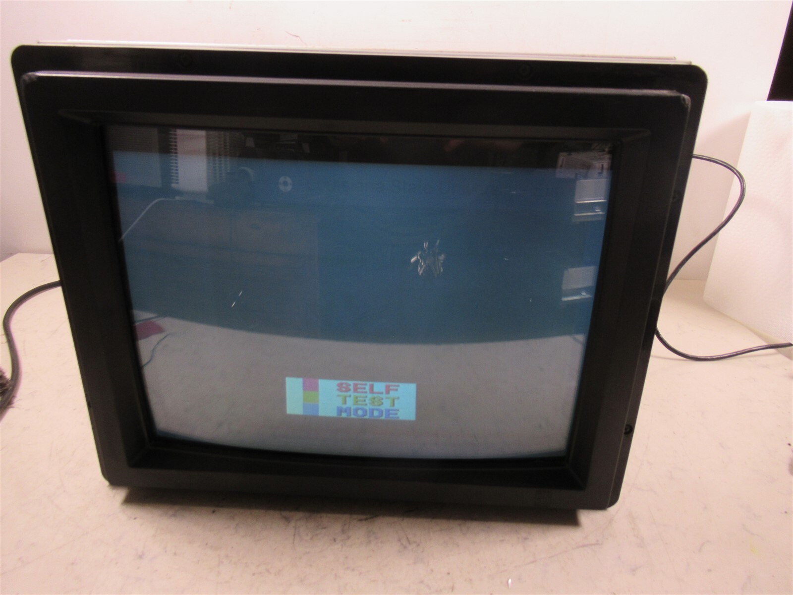 Elo Touchsystems ETC170K-8SWA-0 CRT Touch Screen Monitor 17" Vintage