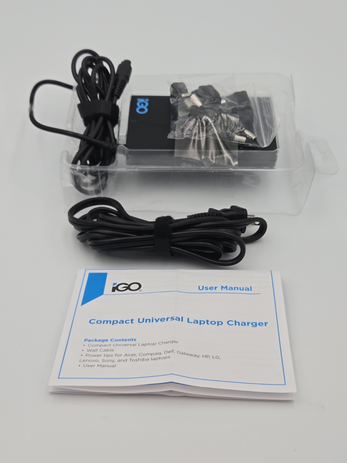 Genuine iGo 90W Universal AC Power Adapter, Model 6630096-0100 B, complete