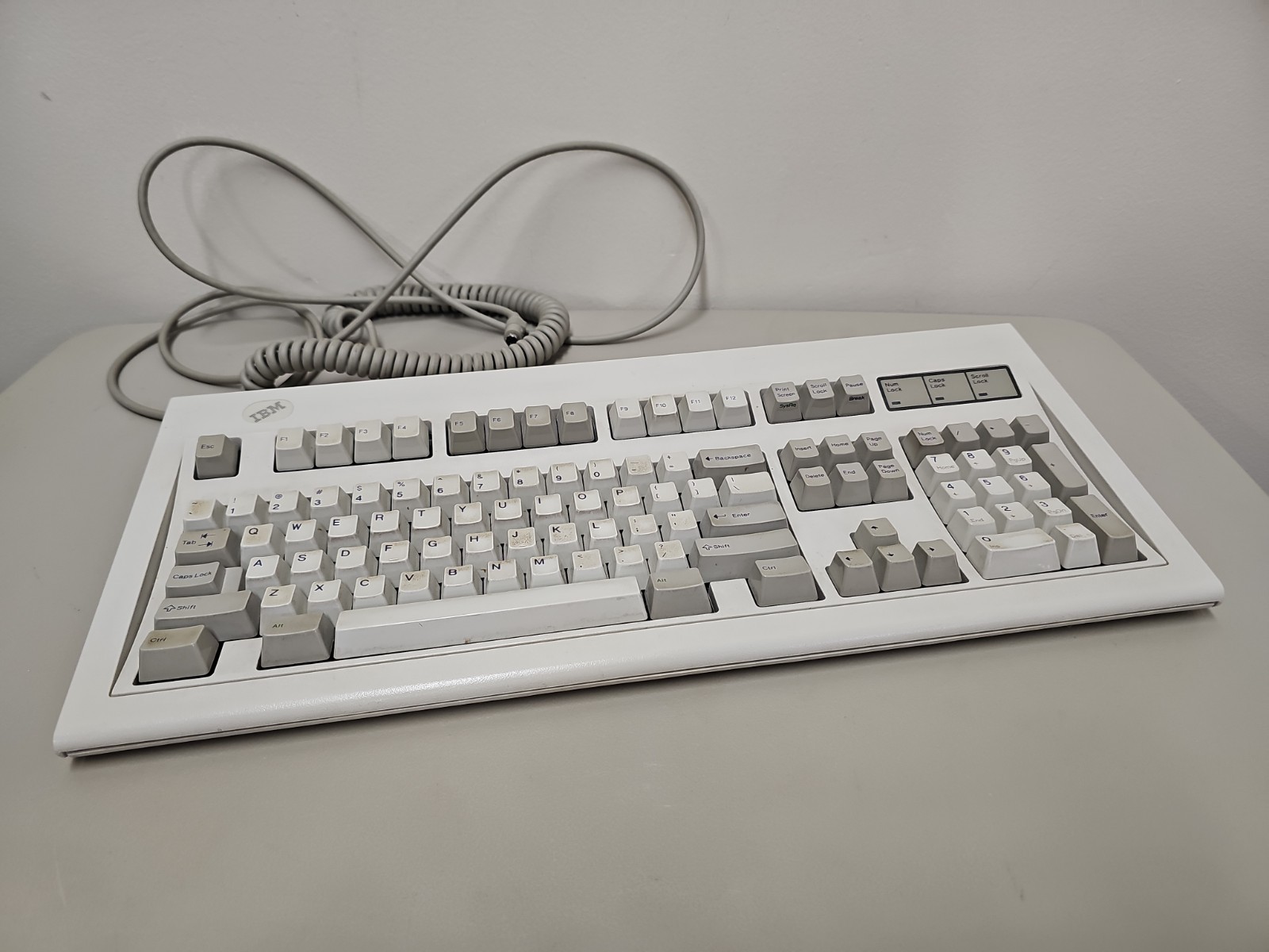IBM Model M Keyboard 1391401 - 1984 Pre Owned -