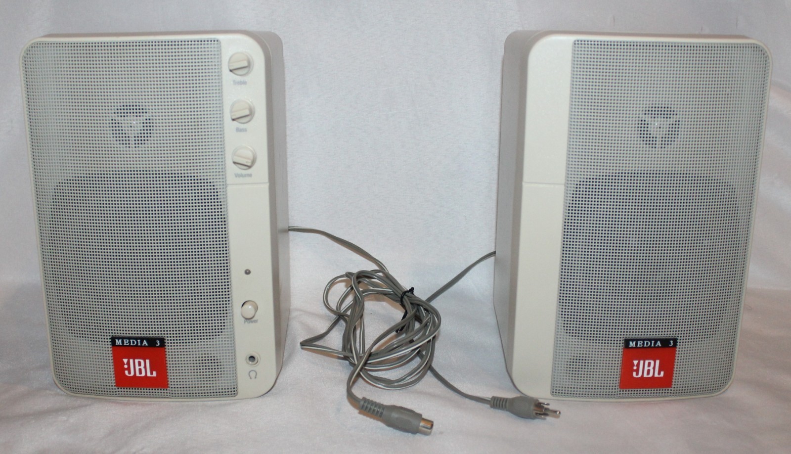 Vintage Rare JBL Media 3 Computer Speaker Set with Treble Bass Controls Working