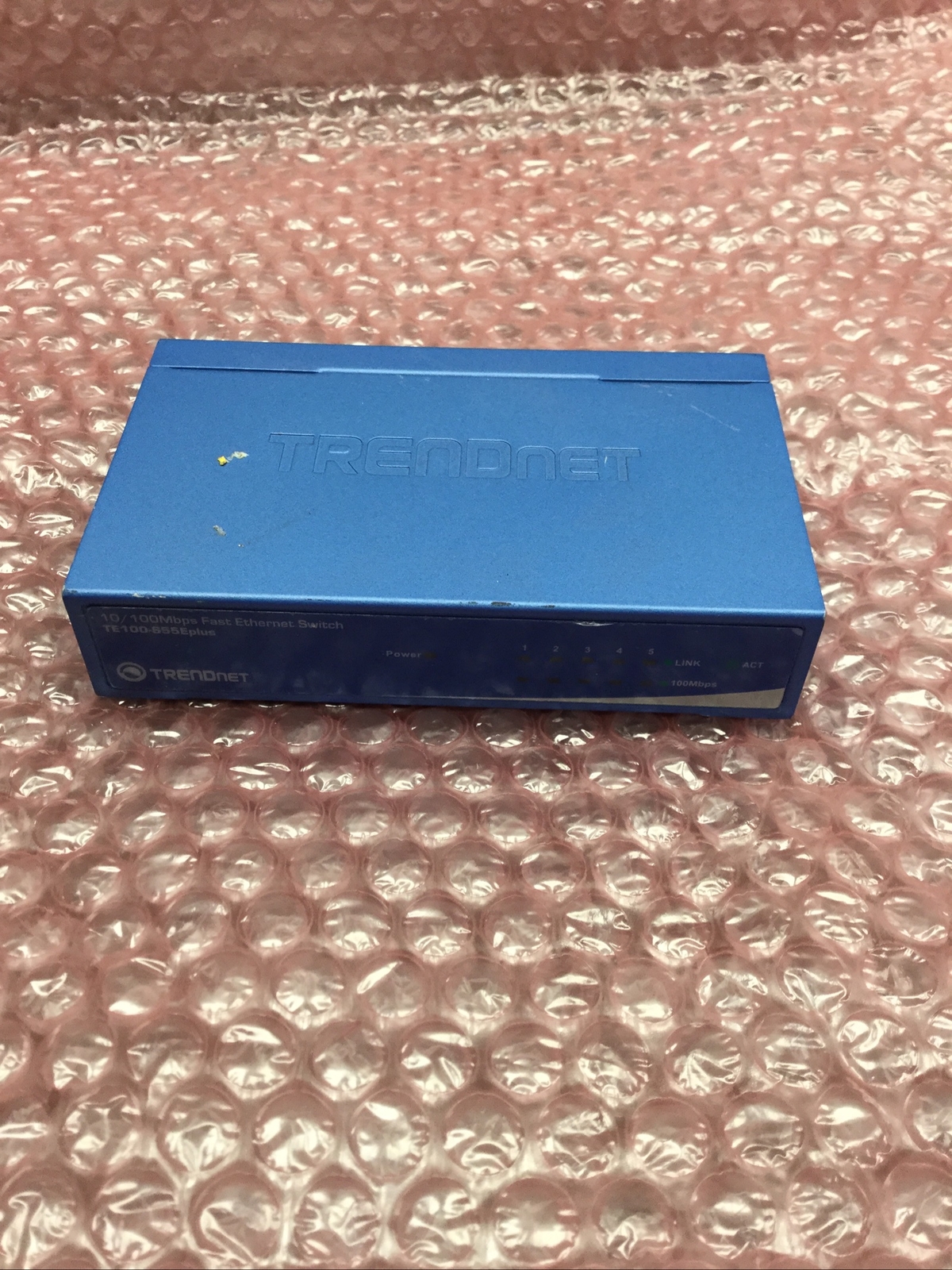 TRENDnet TE100-S55E Plus H/W:F1.0R Ethernet Switch 