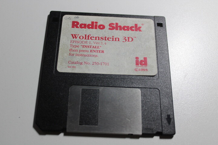 Vintage 3.5" Floppy Disc Radio Shack Wolfenstein 3D ID Software 1993 Ver 1.4