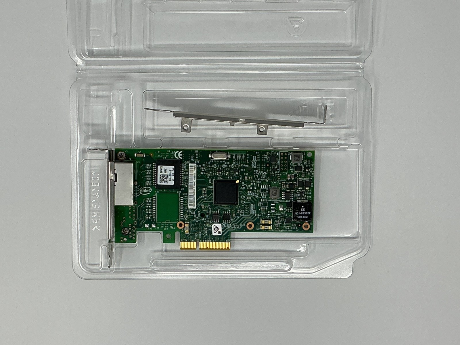 Dell  i350-T2 PCI EXPRESS x4 2 PORTS RJ45 1 Gbps ETHERNET SERVER A 540-BBGR