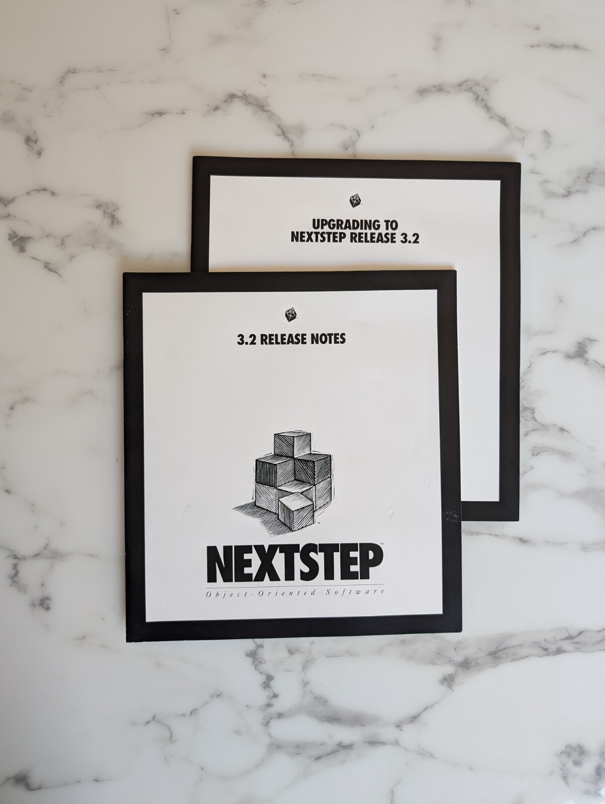 Vintage NeXT Computer NeXTstep 3.2 Release Notes & Upgrading Manuals