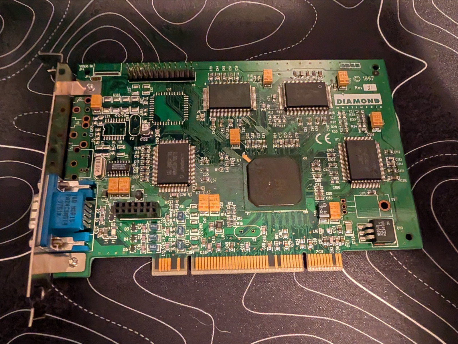 *CLEAN* Vintage Nvidia Riva 128 video card (UNTESTED)