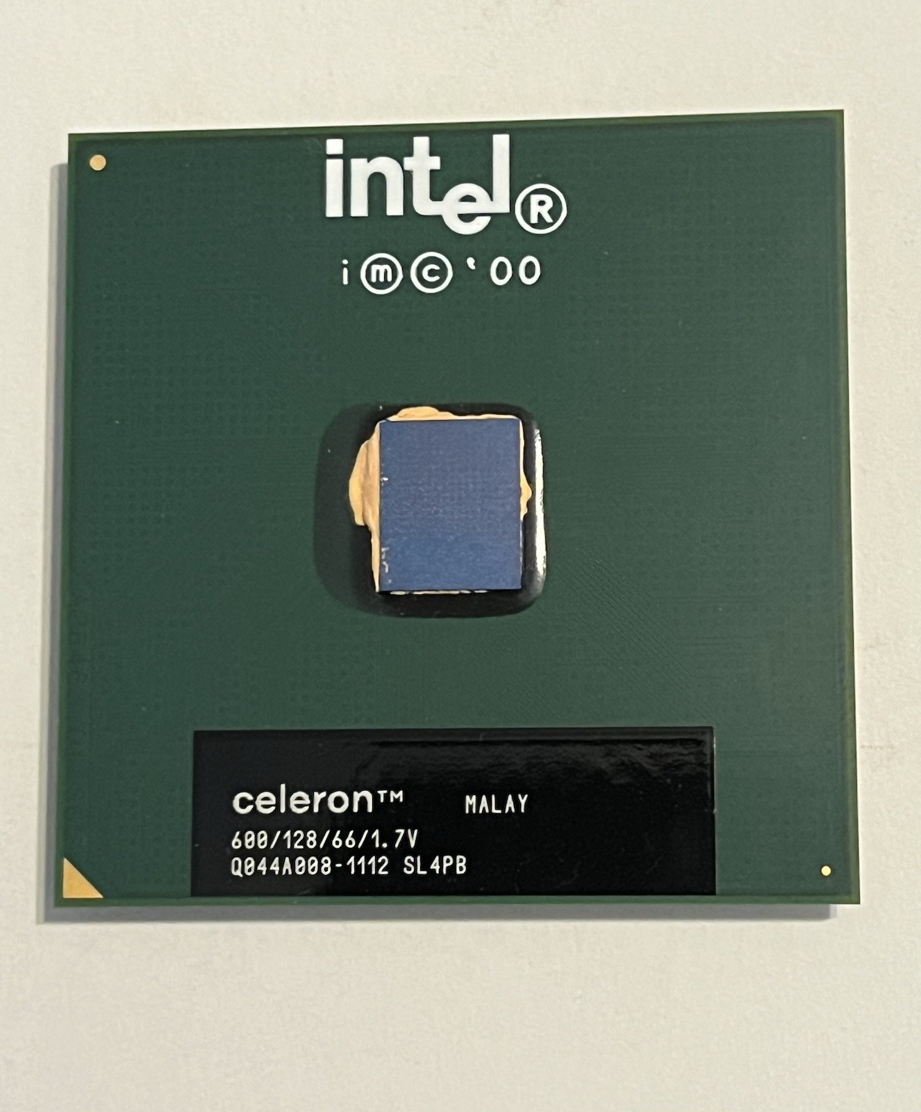 Vintage Intel SL4PB Celeron 600MHz /128/66  Socket 370 CPU Processor
