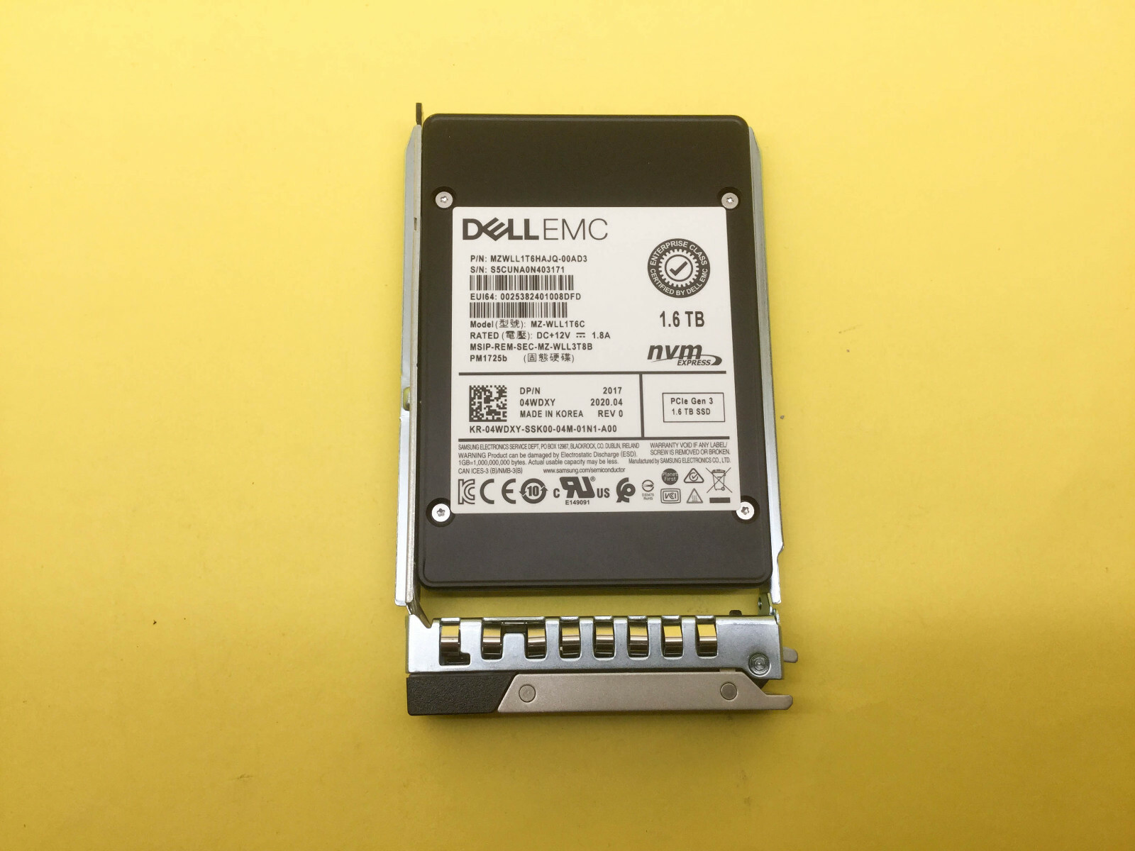 4WDXY Dell Samsung PM1725b 1.6TB PCIe NVMe Mix Use 2.5'' Internal SSD MZ-WLL1T6C