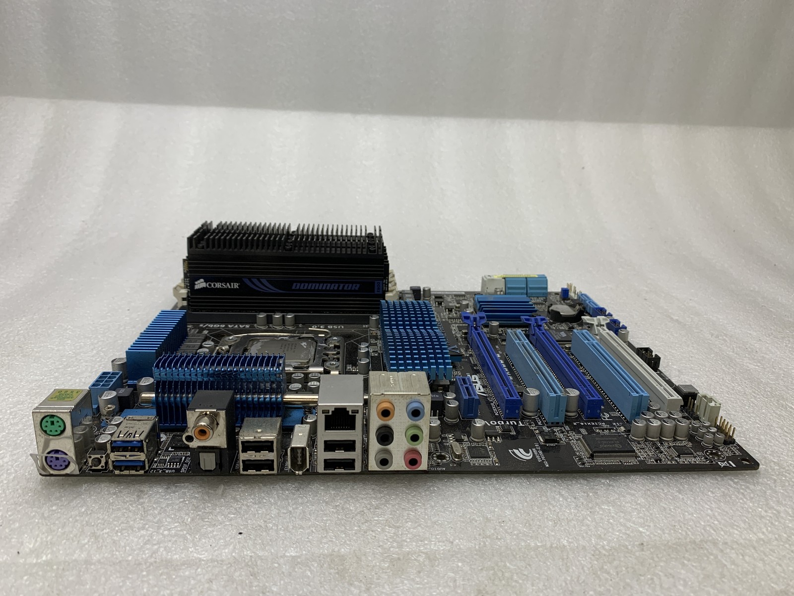 ASUS P6X58D-E ATX Motherboard Core i7-930 2.8GHz 8GB DDR3 Corsair Dominator RAM