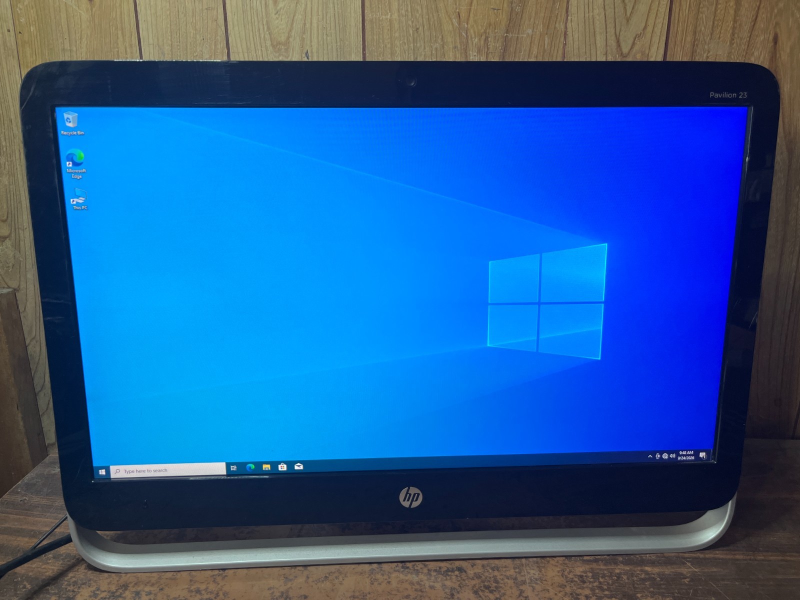 HP Pavilion 23-g010 23" FHD All In One Windows 10 Pro Computer AMD CPU 4GB 500GB