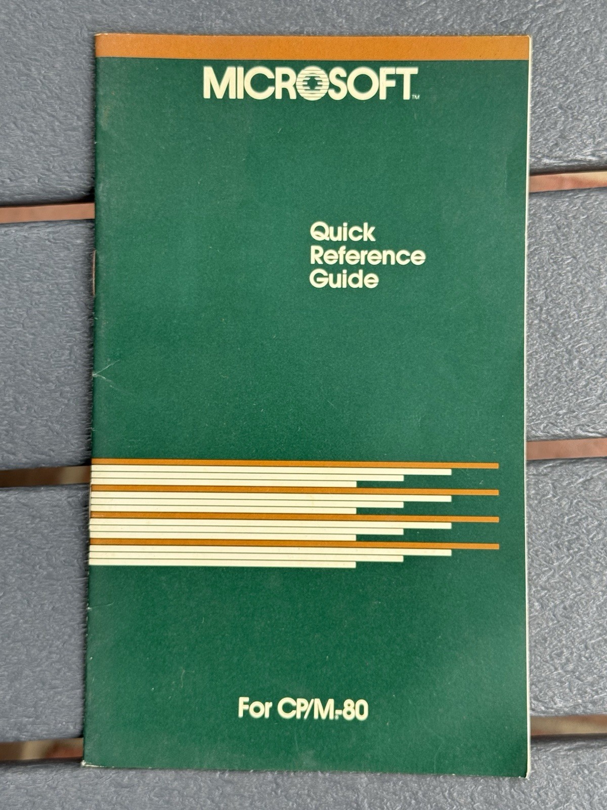 MICROSOFT Quick Reference Guide F/ CP/M-80 Operating System 2.2 F/ SoftCard 1982