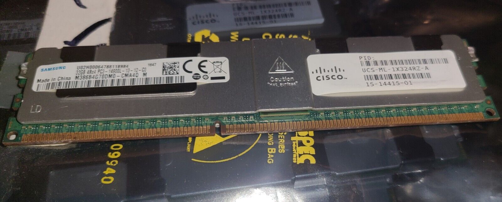 MINT 32GB Samsung PC3-14900L DDR3 1866 4RX4 LRDIMM M386B4G70DM0-CMA Memory LOT