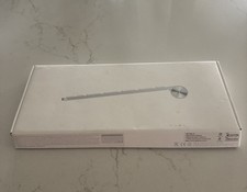 Apple MC184LL/A Wireless Keyboard Model A1314 picture