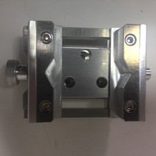 New Original Roland MDX-40 MDX-40A BASE,CLAMP VISE ZCL-40A - 1000006273 picture
