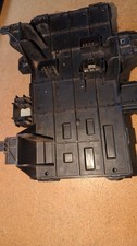 Automotive Fuse Box Power Distribution Junction Module with Connectors Wiring picture