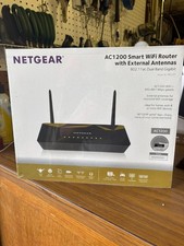NETGEAR AC1200 SMART WIFI ROUTER R6220 New in box picture