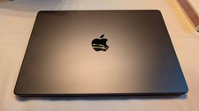 MacBook Pro M4 14 inch 1TB Spanish keyboard / Teclado Latino picture
