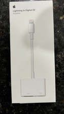 Genuine Apple Lightning to Digital AV Adapter (MD826AM/A) HDMI Sealed NEW picture