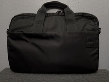 Incase Compass Brief Case for 13.3 MacBook Air and MacBook Pro - Black picture