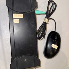 Cables To Go 4 Port USB 2.0 VGA KVM Model 35555 picture