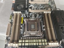 ASUS SABERTOOTH X79 Motherboard Chipset Intel X79 LGA2011 DDR3 picture