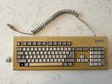Commodore Amiga 2000 Vintage Keyboard Working w Bad Key READ picture