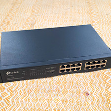 TP-LINK TL-SG1016PE 16-Port Gigabit Easy Smart L2 Rackmount Switch, 8 PoE+ picture