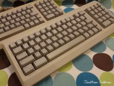 Apple Keyboard and Cable for Macintosh 128k 512k Mac Plus RARE Vintage M0110A picture